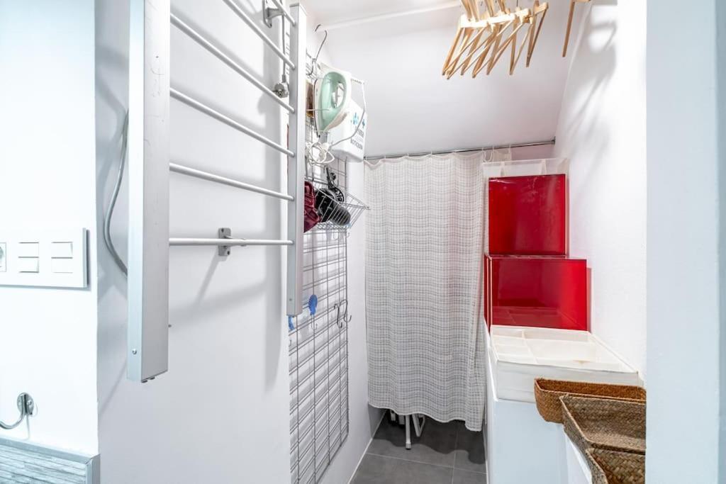 Loft De Diseno Cerca De La Playa - El Palo Apartman Málaga Kültér fotó