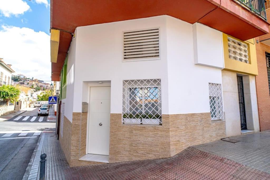 Loft De Diseno Cerca De La Playa - El Palo Apartman Málaga Kültér fotó